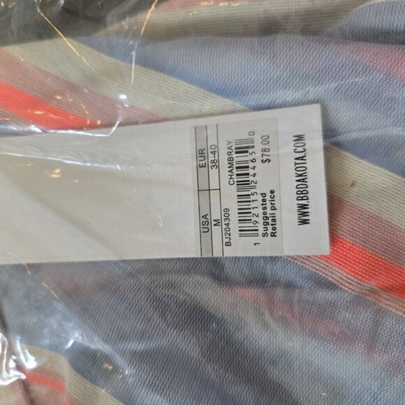 Spring Themed Mystery Box Womens Size Medium - Picture 4 of 4